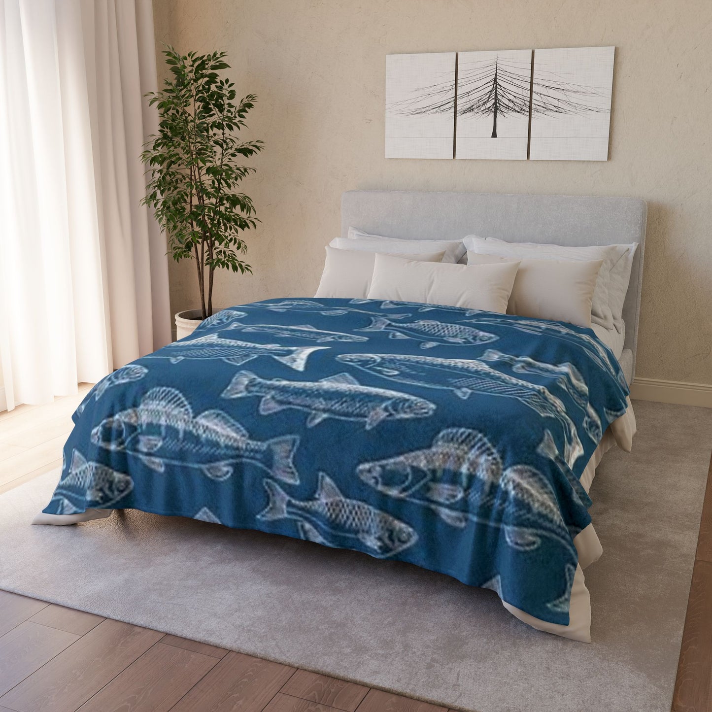 Fish Pattern Soft Polyester Blanket - Cozy Decor for Fishing Enthusiasts